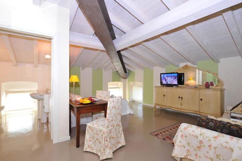 וילה פרנקה די ורונה B&B La Mongolfiera מראה חיצוני תמונה